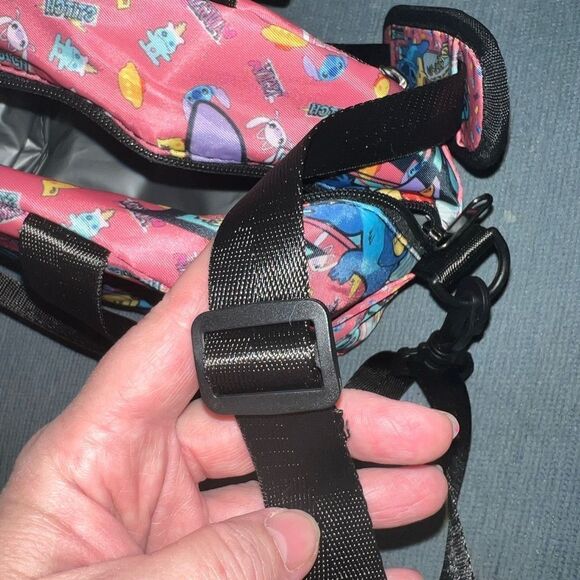 Stitch Insulated Lunch Bag/Crossbody - Picture 8 of 12